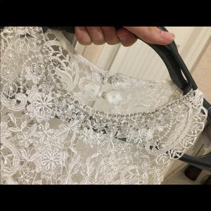 Beautiful full length Lace wedding gown!